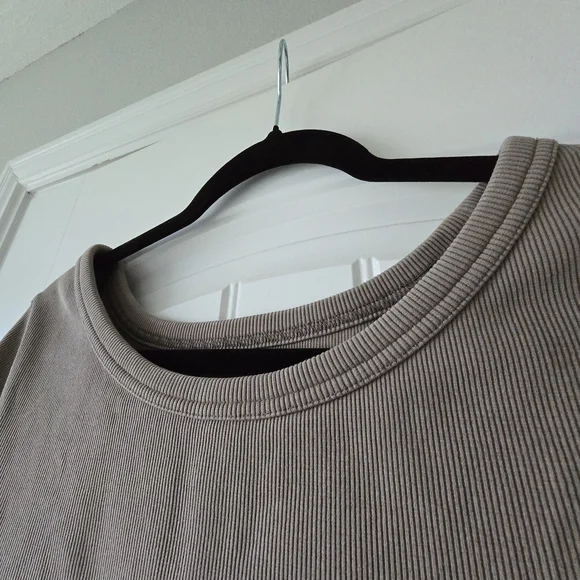 Everlane Luxe Rib Long Sleeve Top Organic Cotton Rib Knit Taupe Minimalist XL - Picture 10 of 11